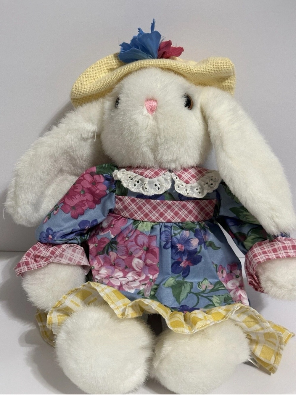 Toys R Us Vintage 1996 Peter And Penny Cottontail Bunny Rabbit Easter Plush